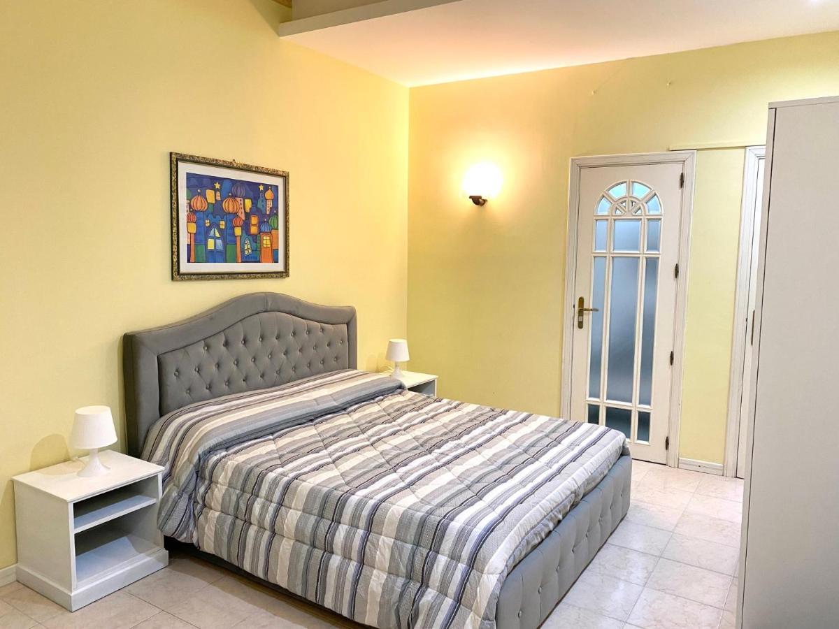 Marenaxos Apartment Giardini Naxos Eksteriør billede