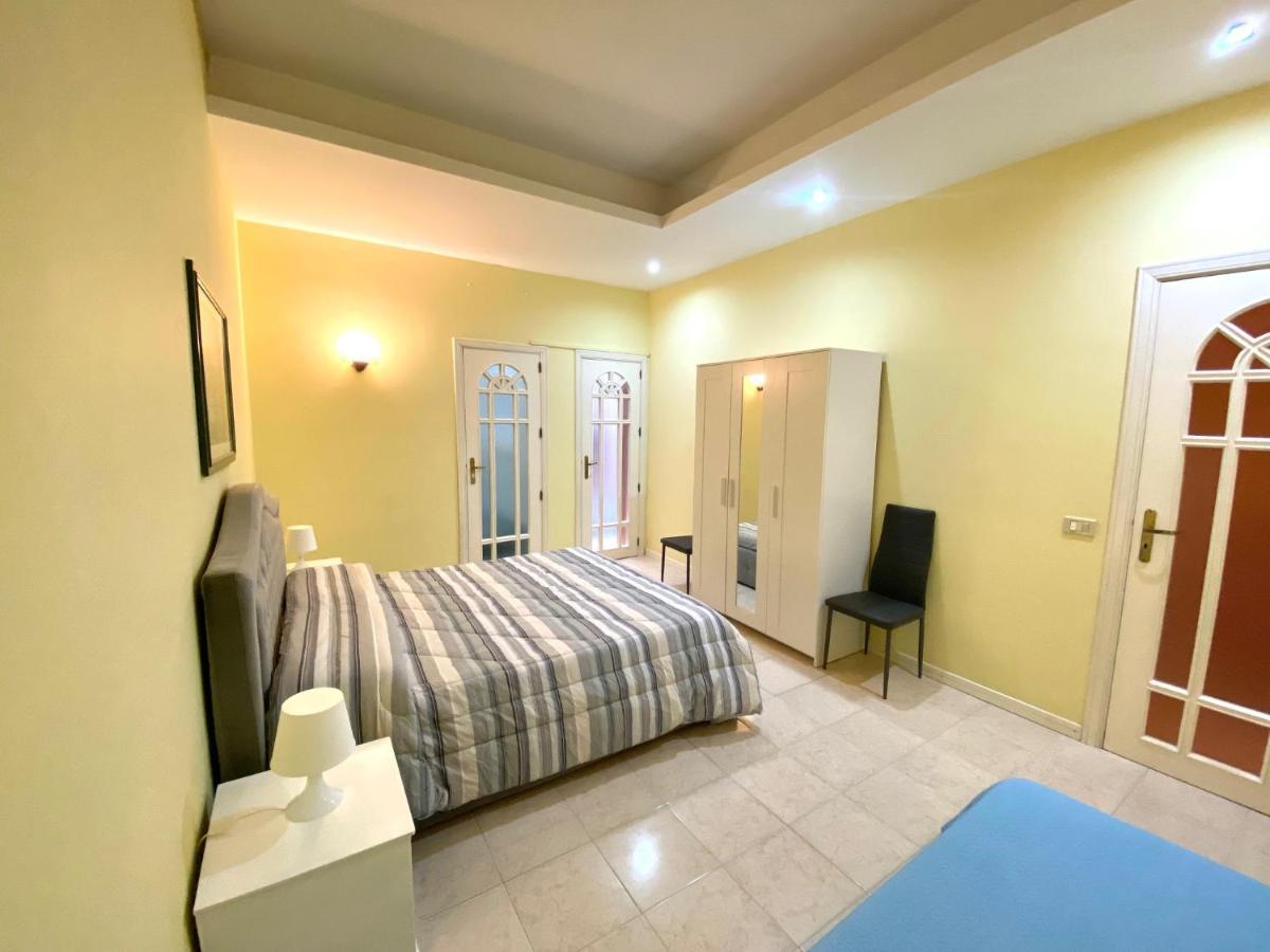 Marenaxos Apartment Giardini Naxos Eksteriør billede